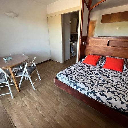 Port De Hyeres Studio 2 A 4 Personnes Avec Parking Zewnętrze zdjęcie